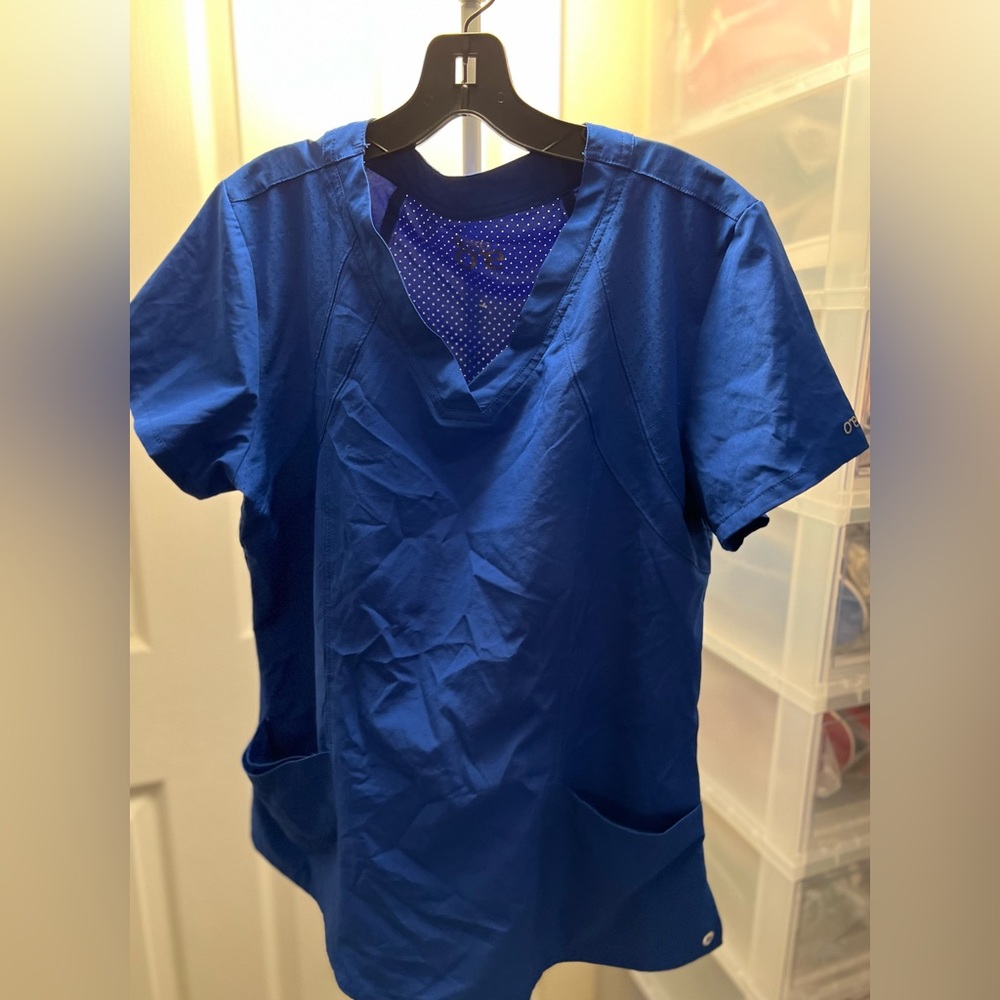 Barco set scrub